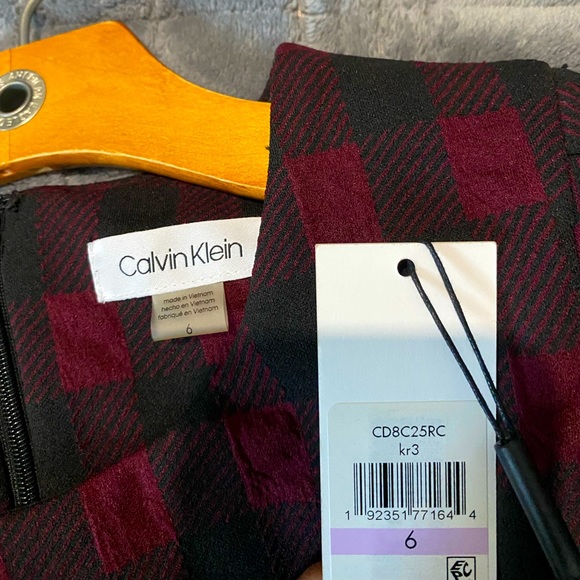 EUC Calvin Klein Short Checked Shift Dress with Oversized Puff Sleeves - Picture 5 of 9